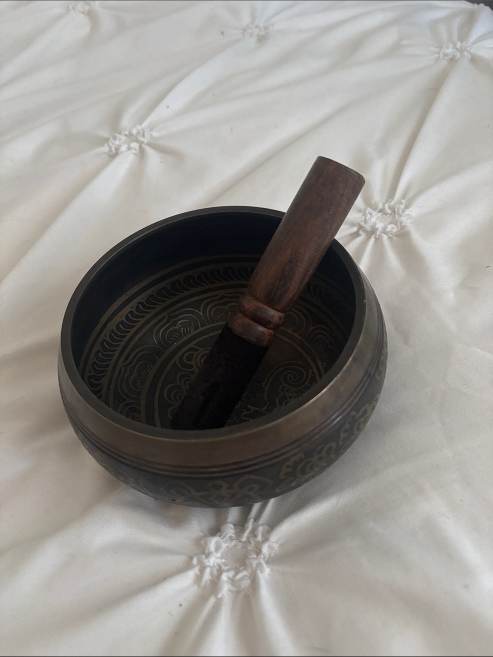Brass Singing Bowl with Wooden Mallet - Bronze Tone